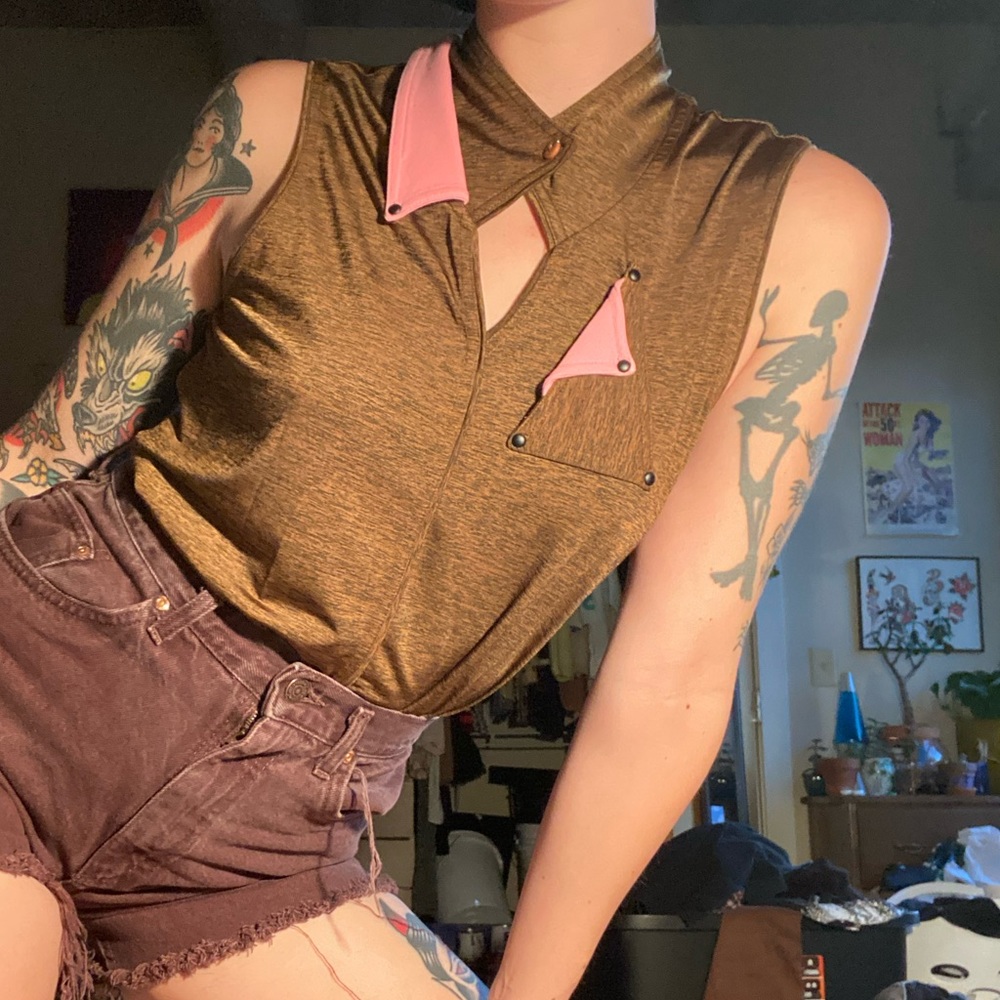 Retro Tank